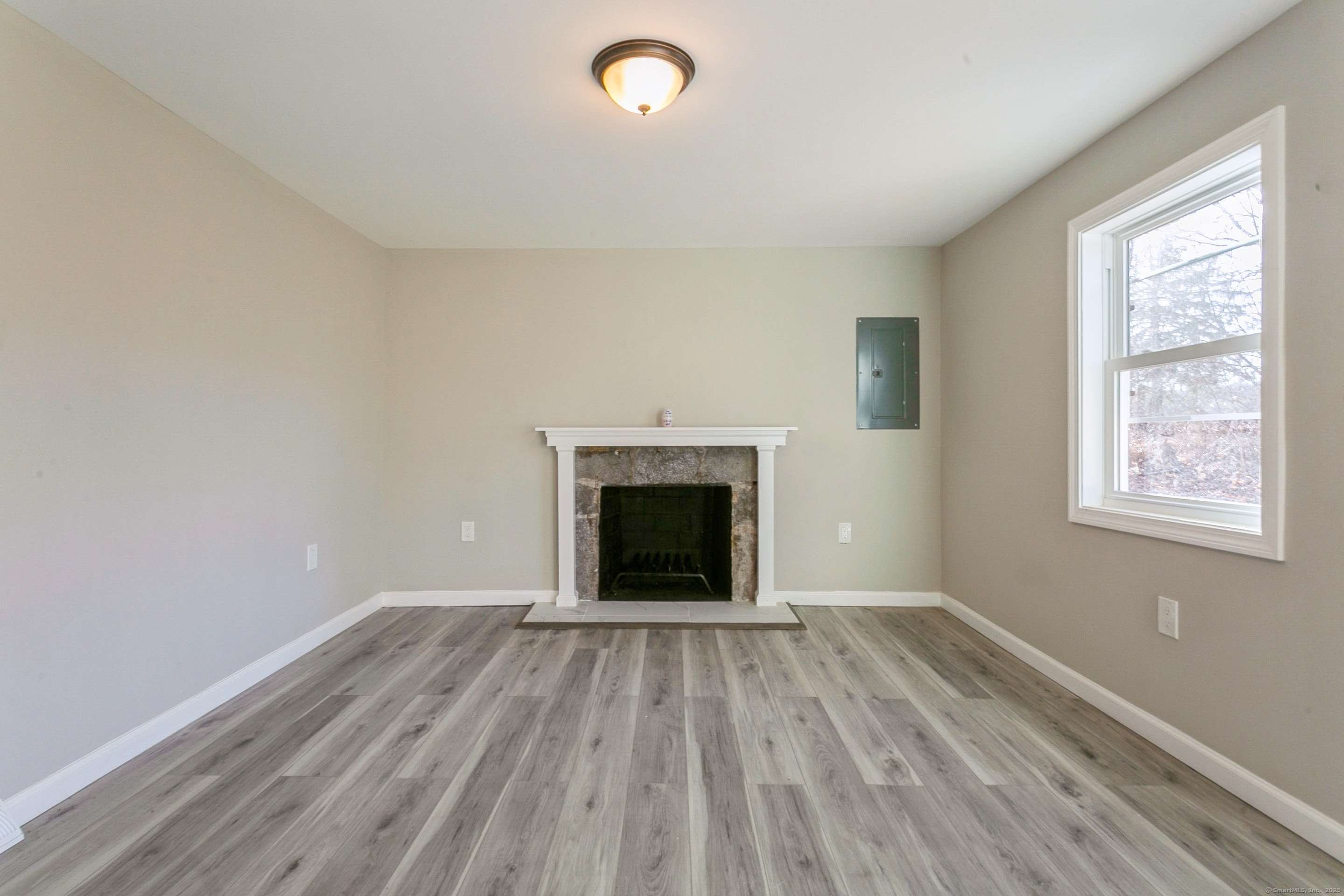 16 Old Hawleyville, Newtown, Connecticut 06470