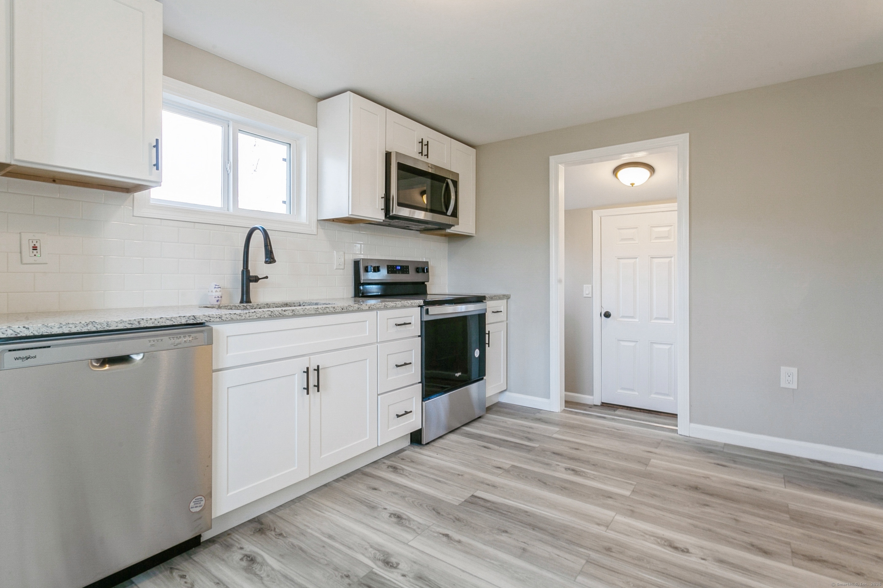 16 Old Hawleyville, Newtown, Connecticut 06470