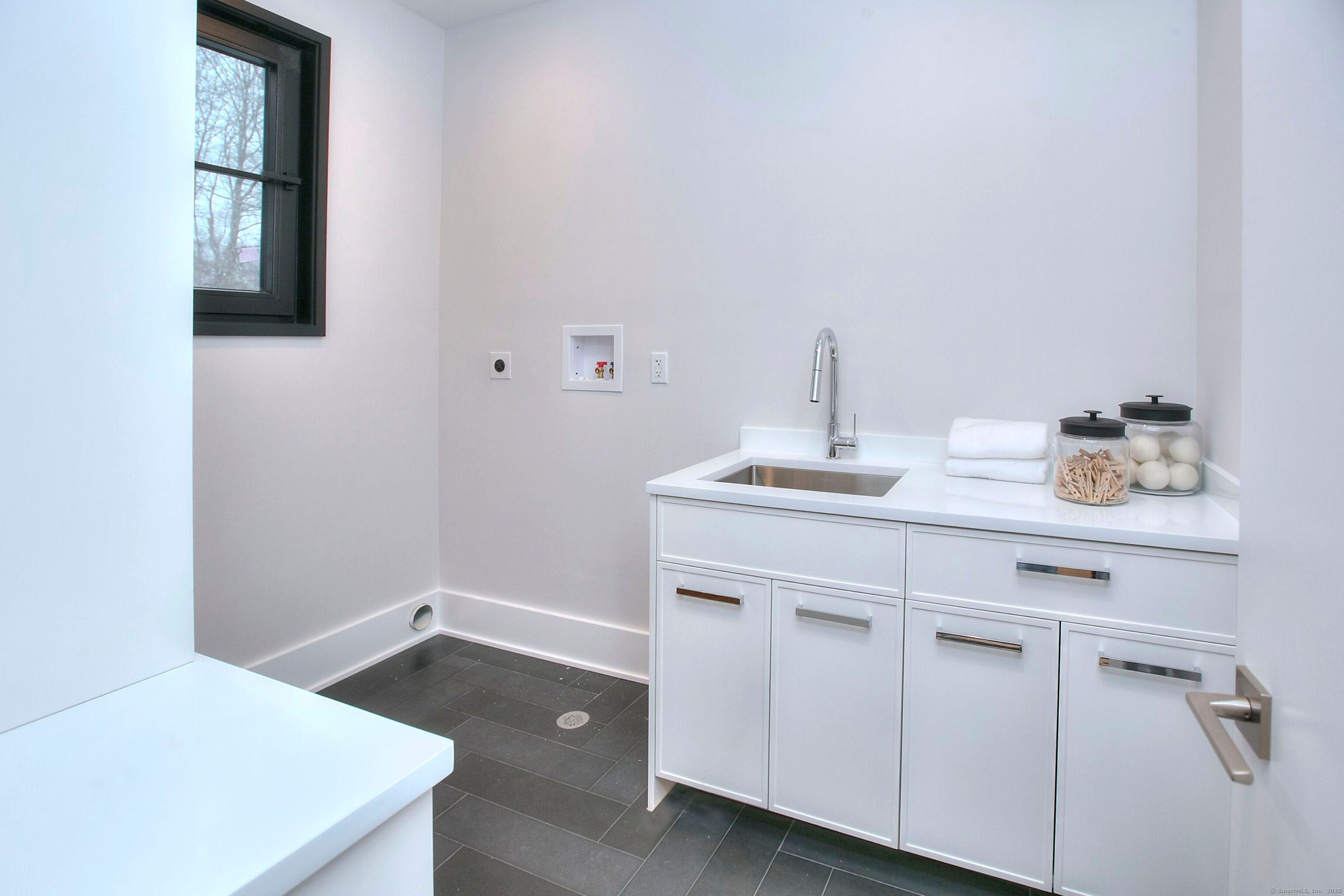158 Compo, Westport, Connecticut 06880
