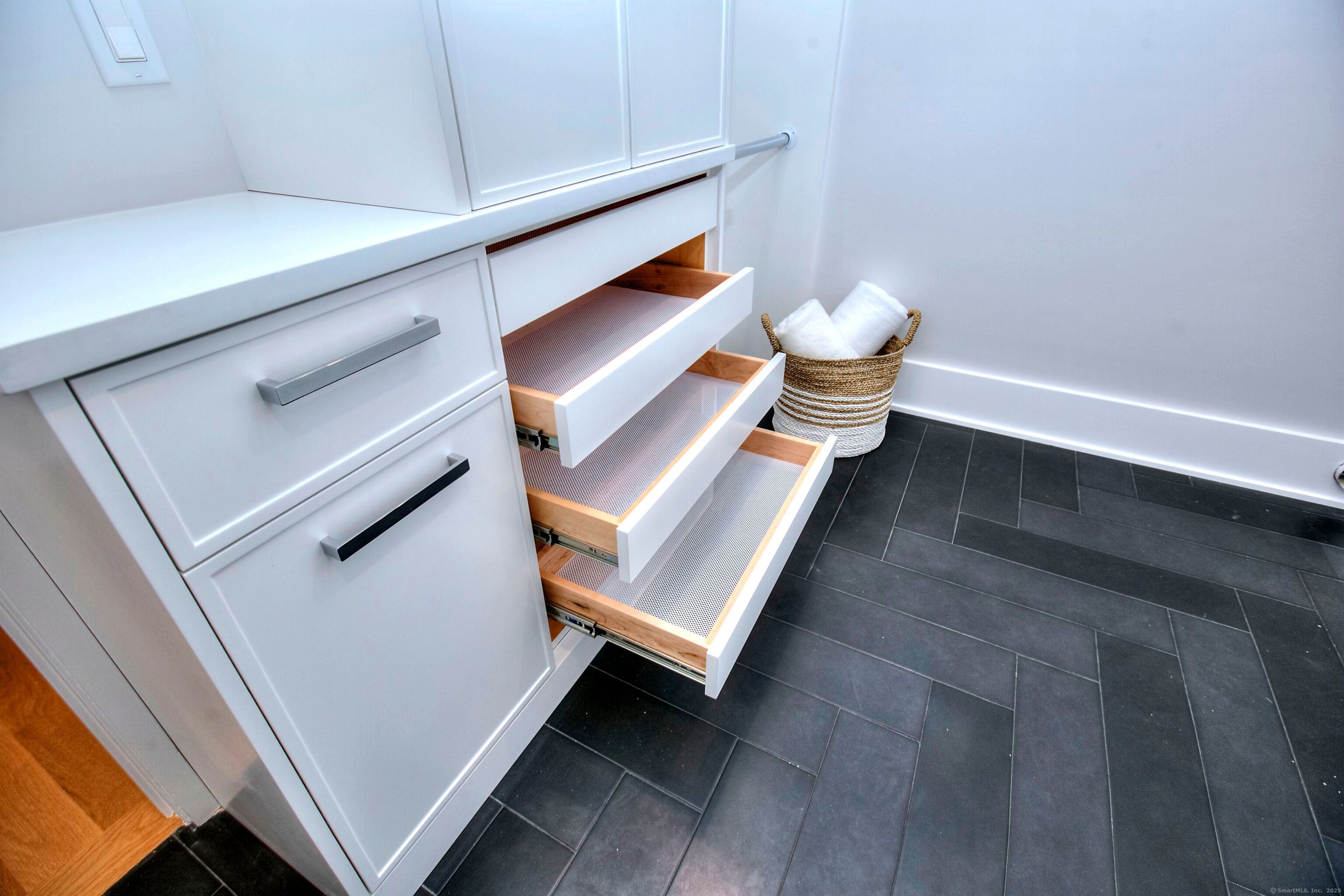 158 Compo, Westport, Connecticut 06880
