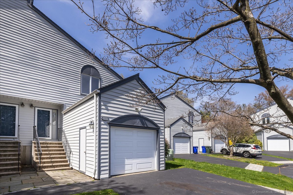 375 High, Fairfield, Connecticut 06824