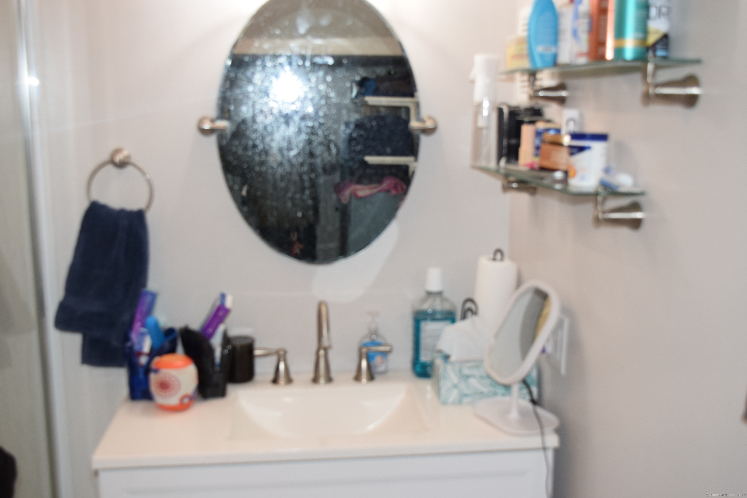 8 Violet Hill, New Milford, Connecticut 06776