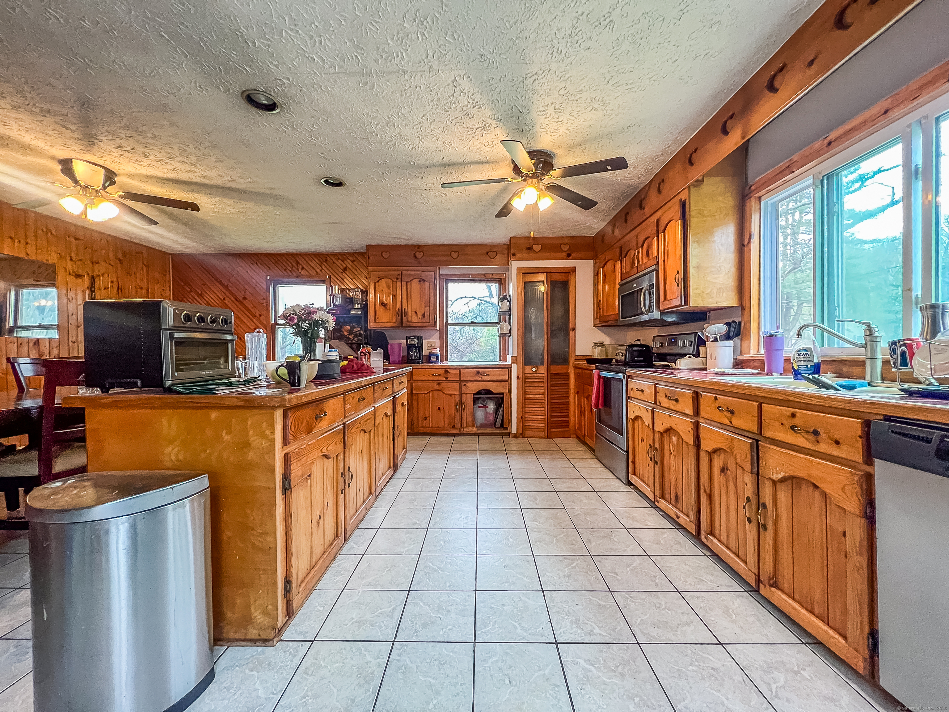 350 Williams, Wallingford, Connecticut 06492