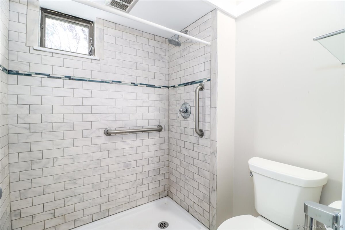 79 Heritage, Southbury, Connecticut 06488