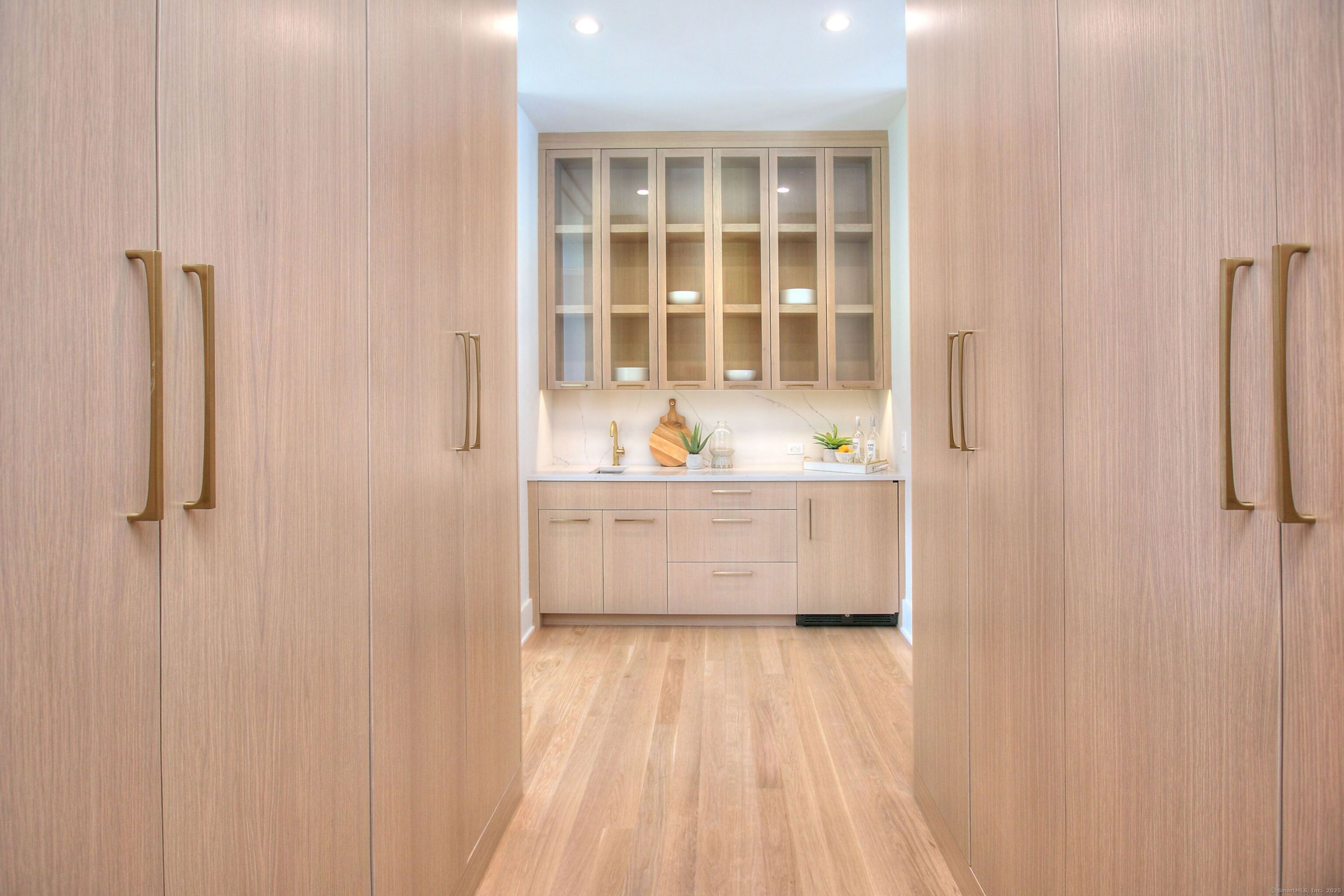 158 Compo, Westport, Connecticut 06880