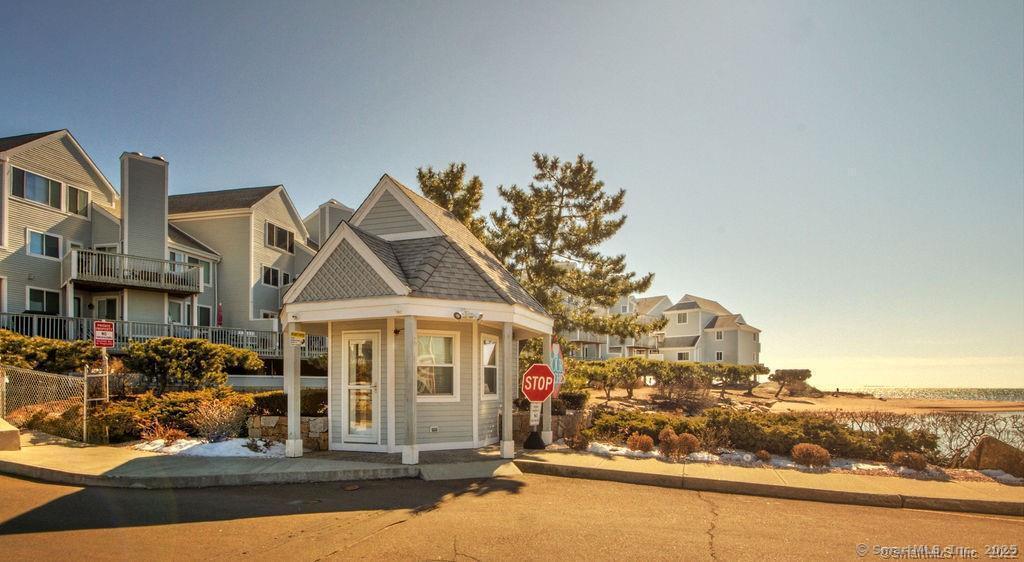 1 Mansfield Grove, East Haven, Connecticut 06512