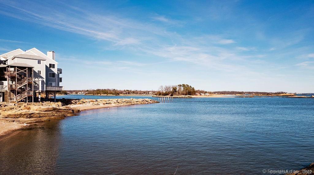 1 Mansfield Grove, East Haven, Connecticut 06512