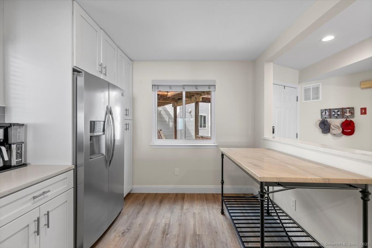 1 Mansfield Grove, East Haven, Connecticut 06512