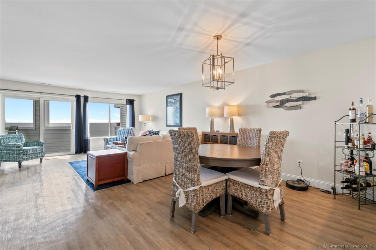 1 Mansfield Grove, East Haven, Connecticut 06512