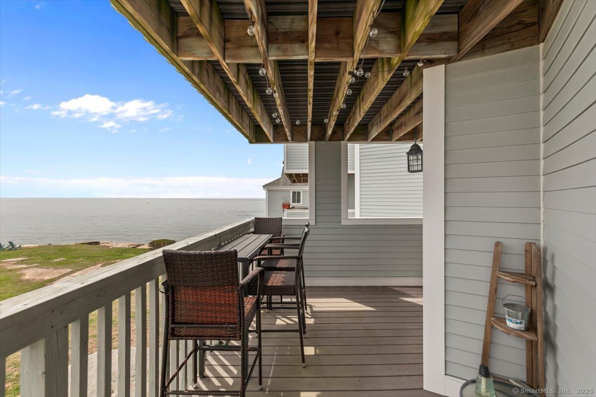 1 Mansfield Grove, East Haven, Connecticut 06512