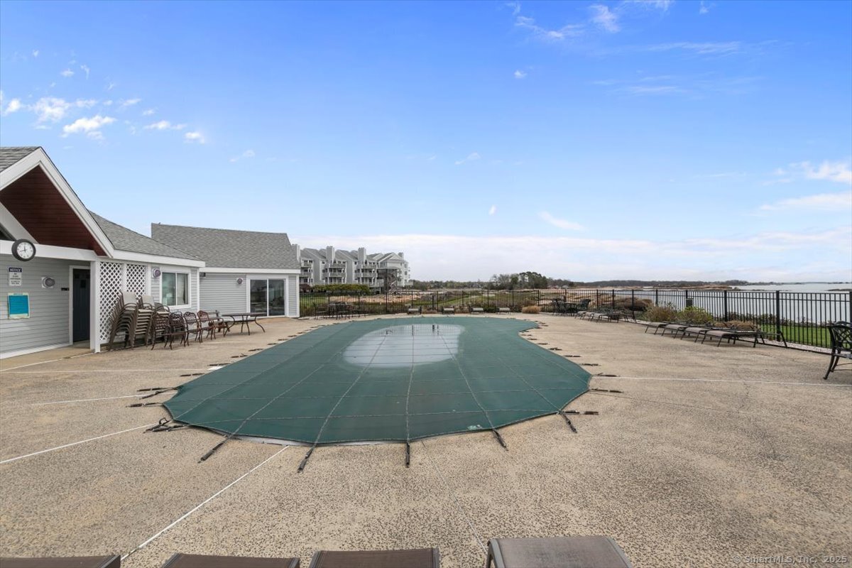 1 Mansfield Grove, East Haven, Connecticut 06512