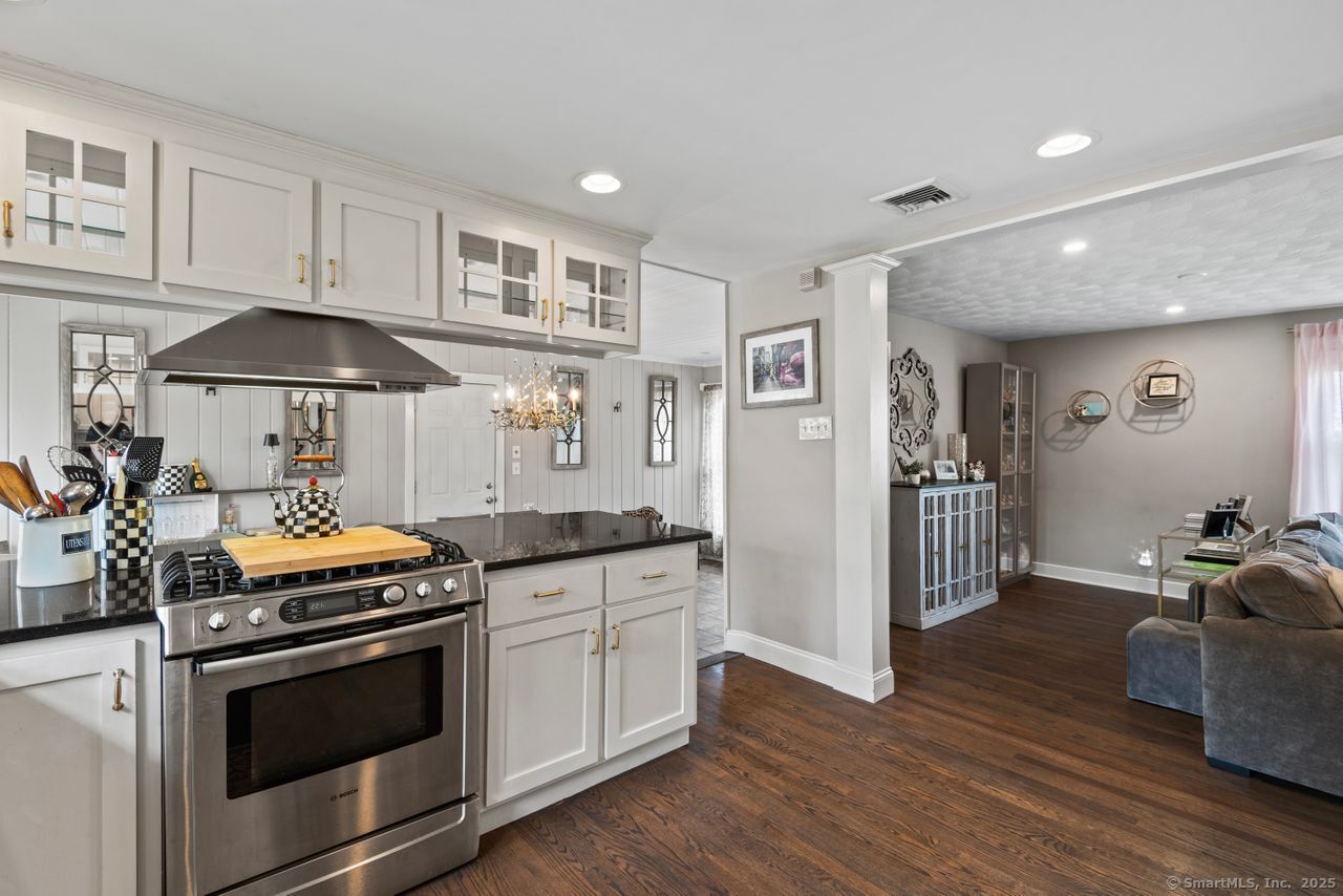 113 Kings, North Haven, Connecticut 06473