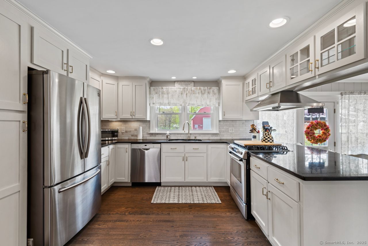 113 Kings, North Haven, Connecticut 06473