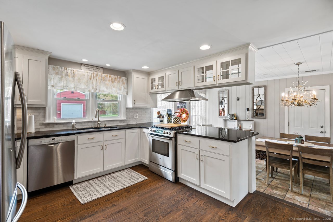 113 Kings, North Haven, Connecticut 06473