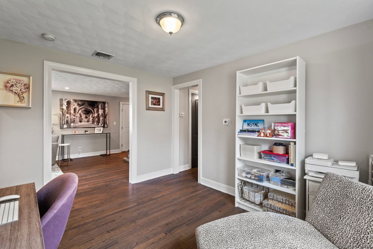 113 Kings, North Haven, Connecticut 06473