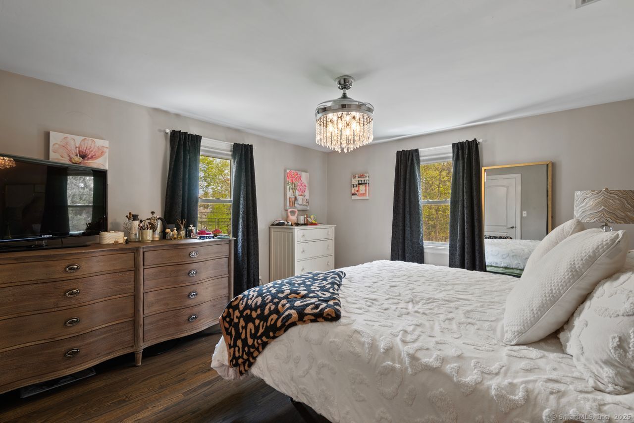 113 Kings, North Haven, Connecticut 06473