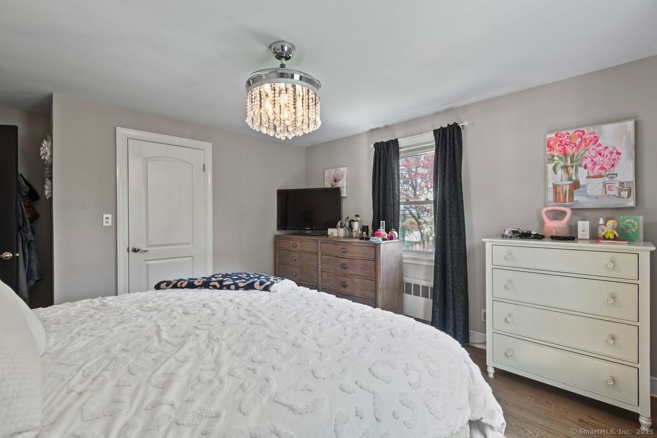 113 Kings, North Haven, Connecticut 06473
