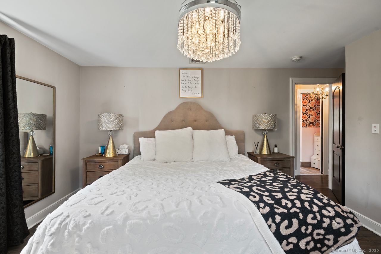 113 Kings, North Haven, Connecticut 06473