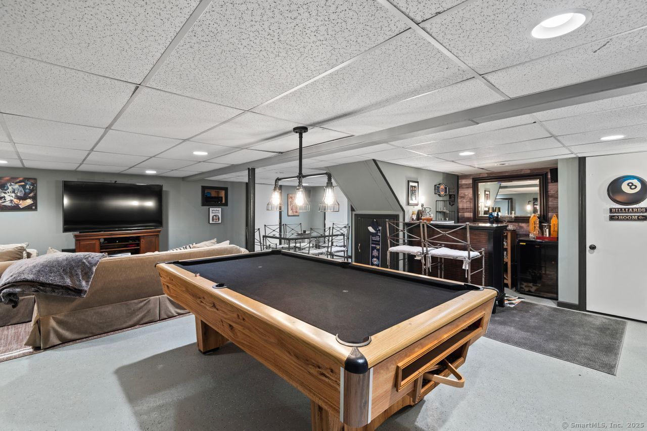 113 Kings, North Haven, Connecticut 06473