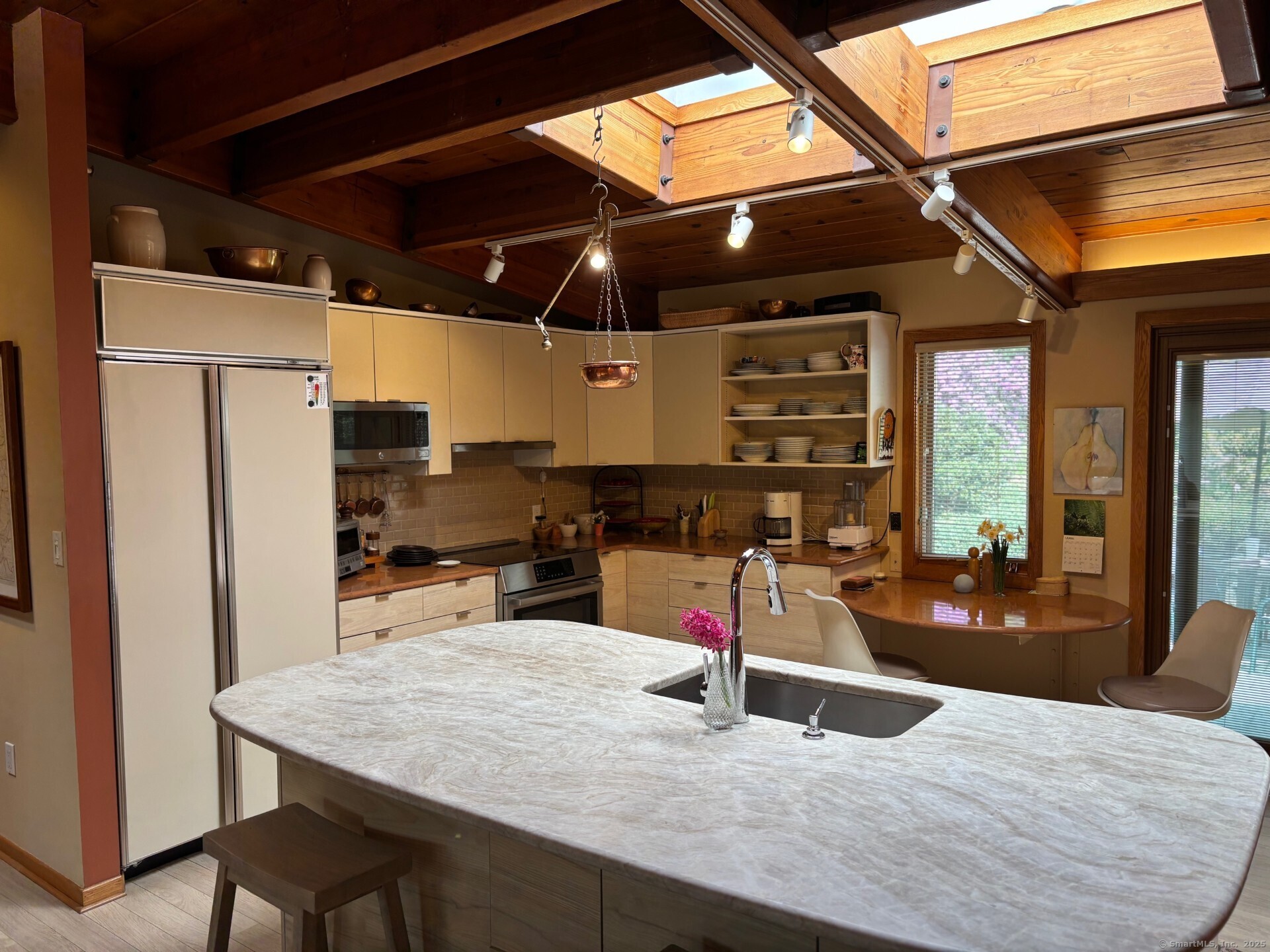 54 Barnhill, Woodbury, Connecticut 06798
