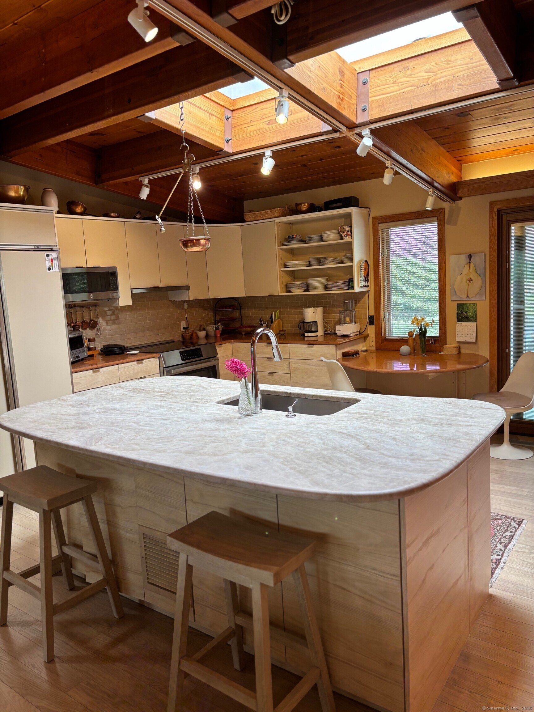 54 Barnhill, Woodbury, Connecticut 06798