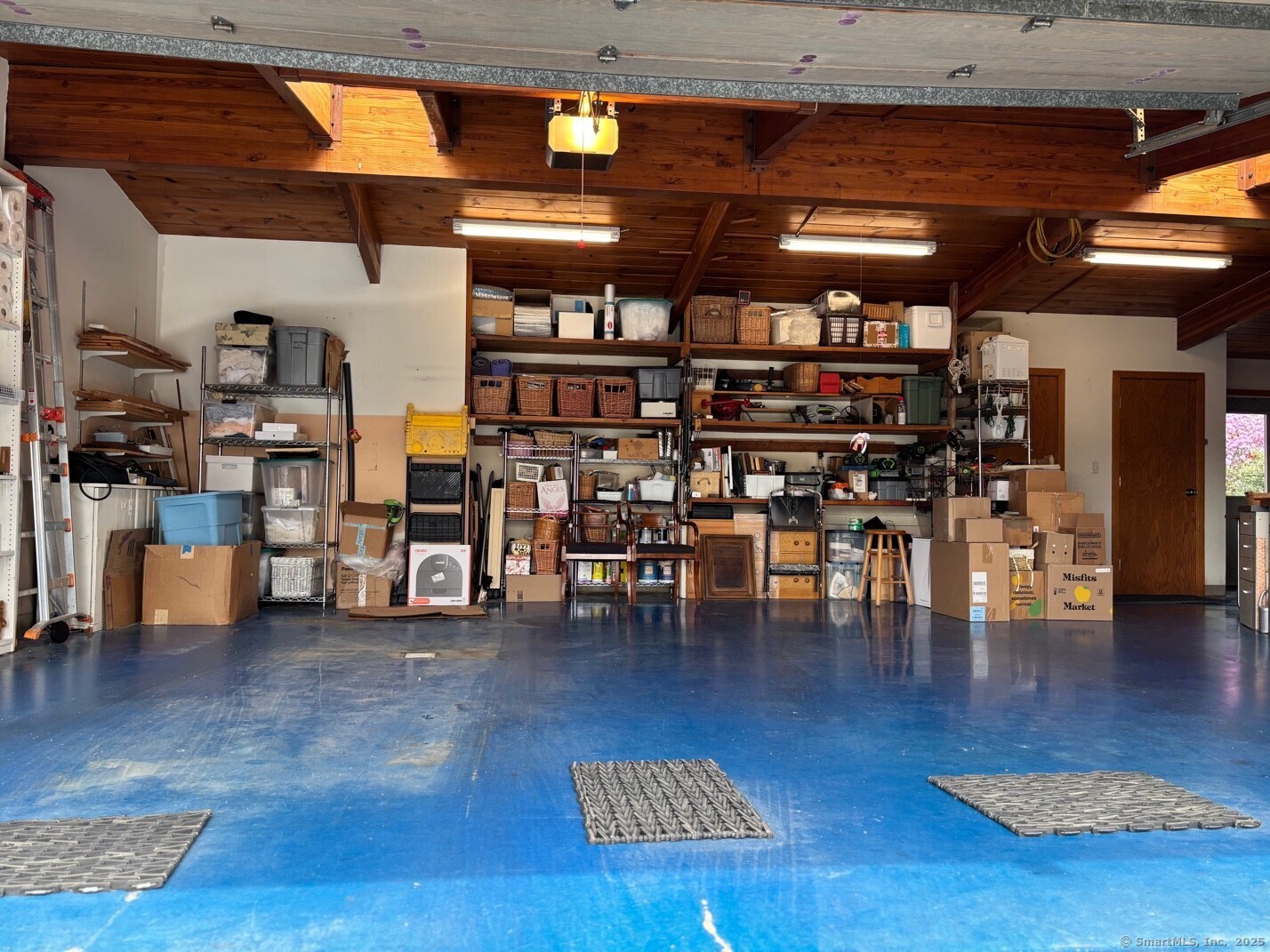 54 Barnhill, Woodbury, Connecticut 06798