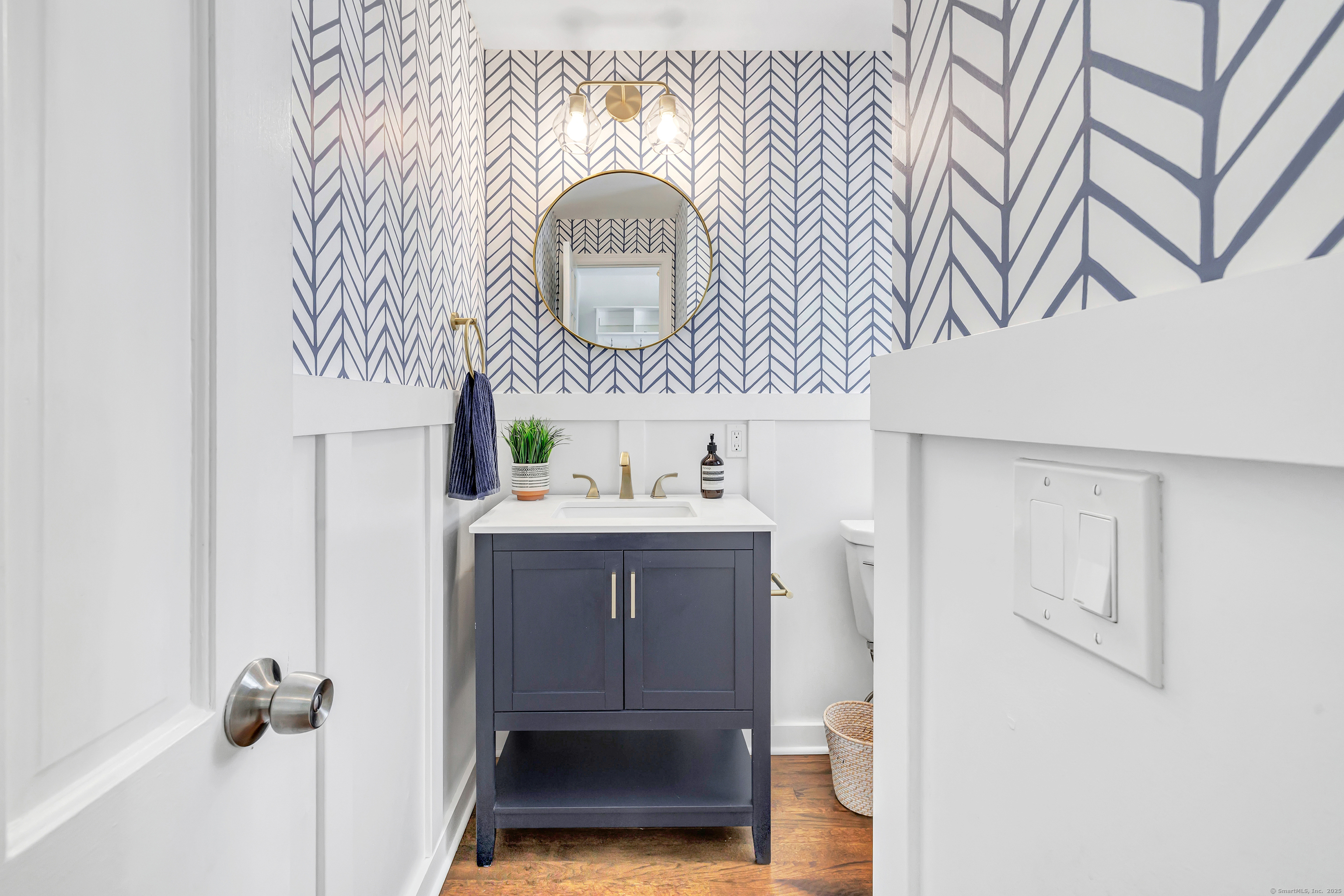 1115 Galloping Hill, Fairfield, Connecticut 06824