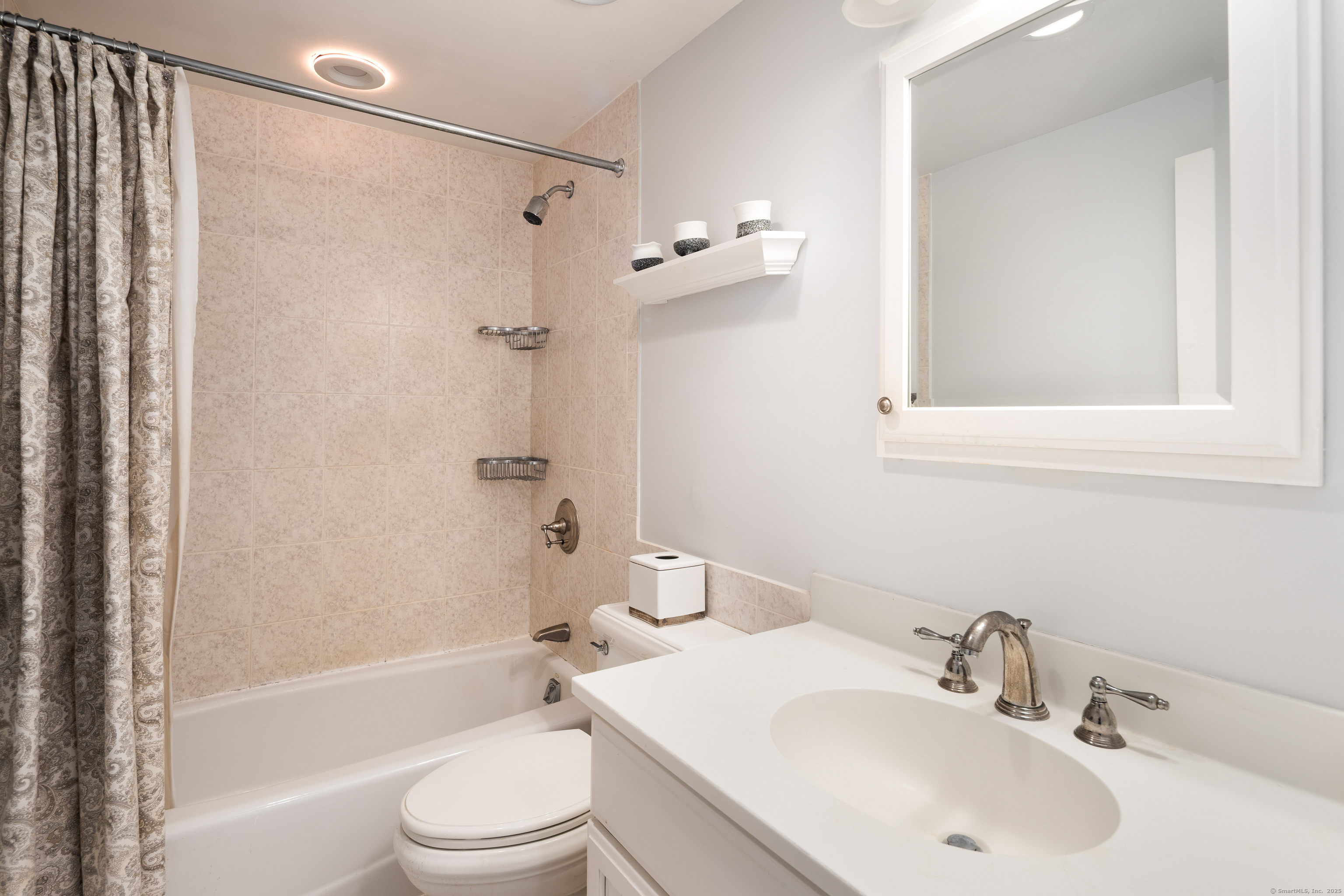 65 Maple, Darien, Connecticut 06820