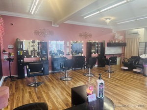 Homes for sale in Enfield, CT | 93 Raffia Rd, Enfield, CT 06082 | MLS# 24091423