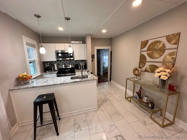 49 Radcliffe, Waterbury, Connecticut 06705