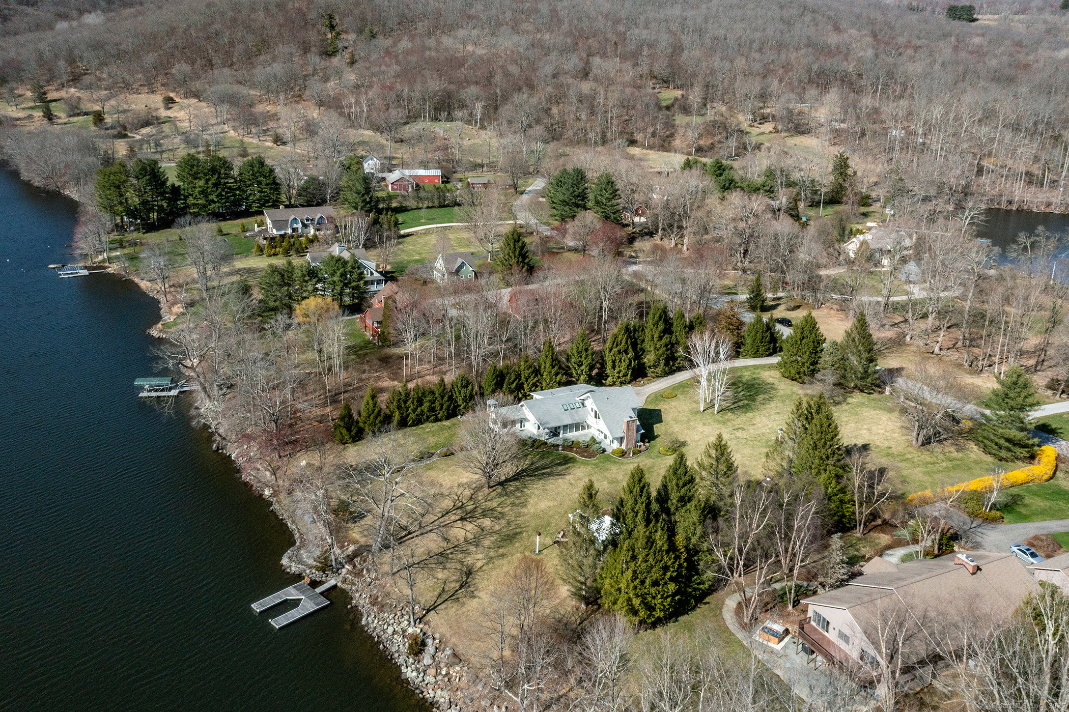 18 Arrow Point, Warren, Connecticut 06777