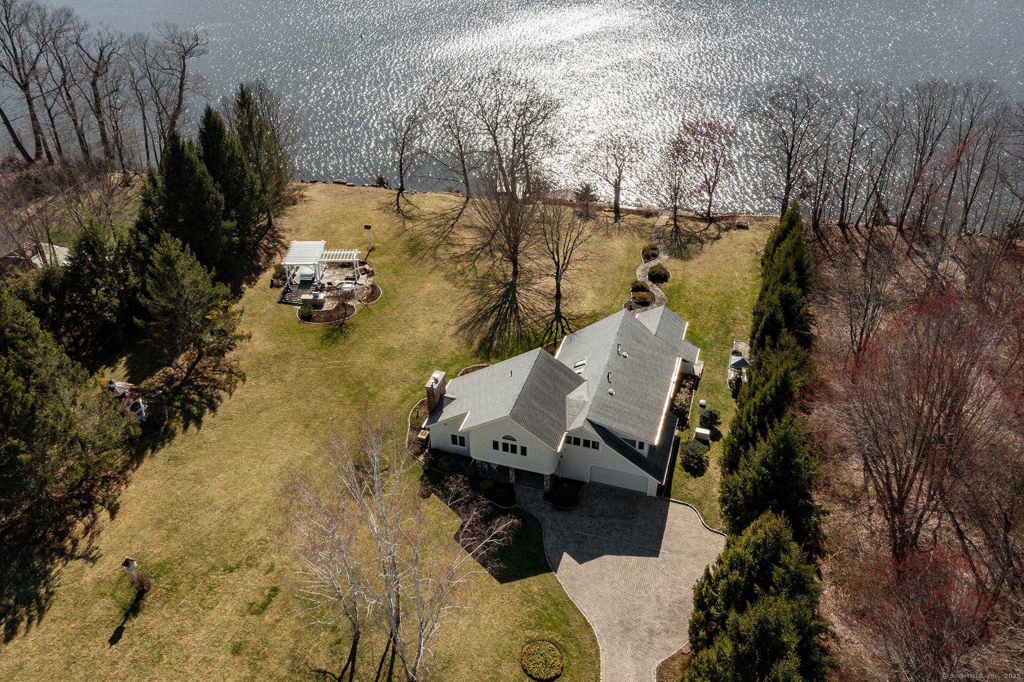 18 Arrow Point, Warren, Connecticut 06777