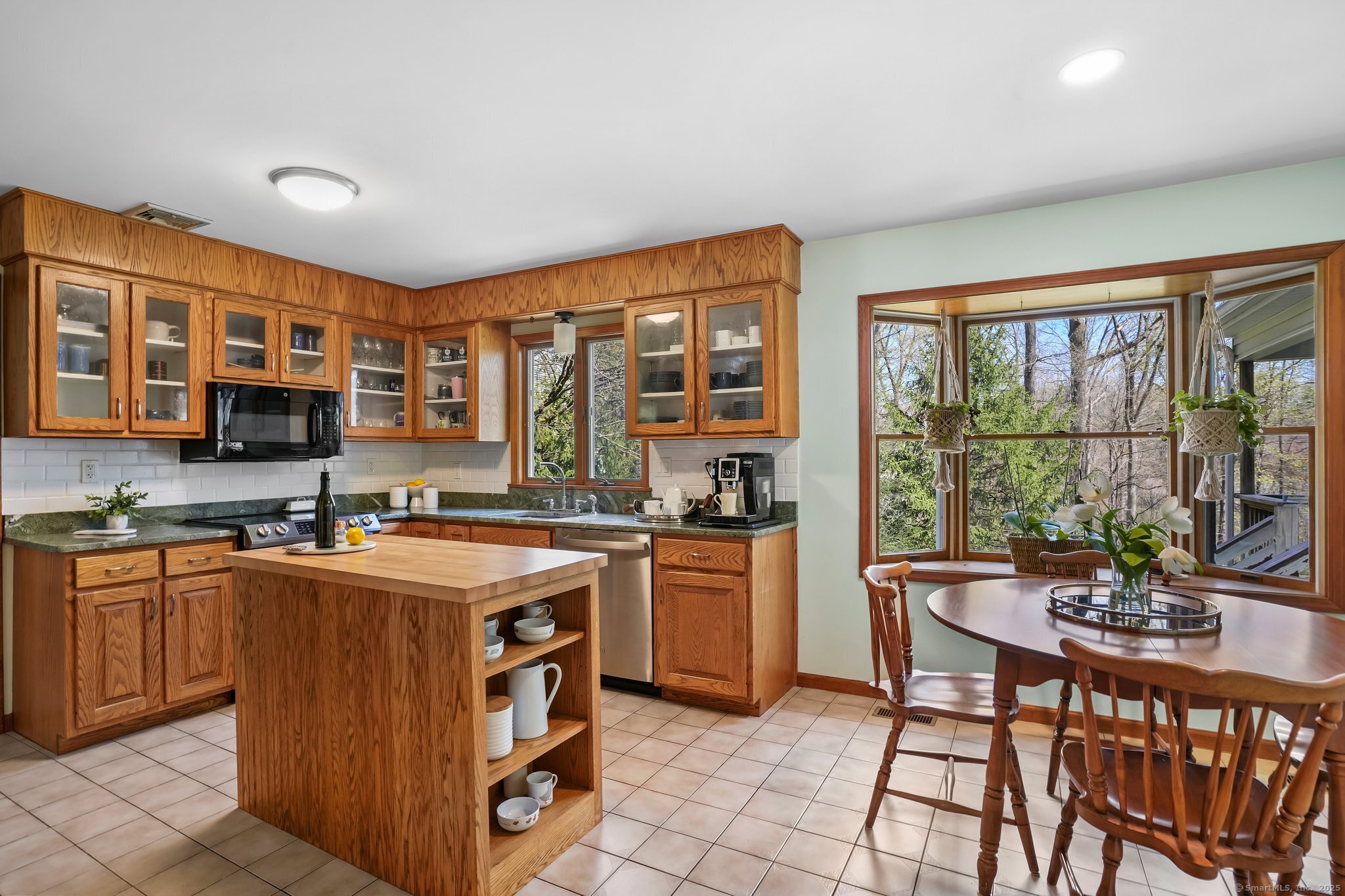 20 Pumpkin Hill, Trumbull, Connecticut 06611