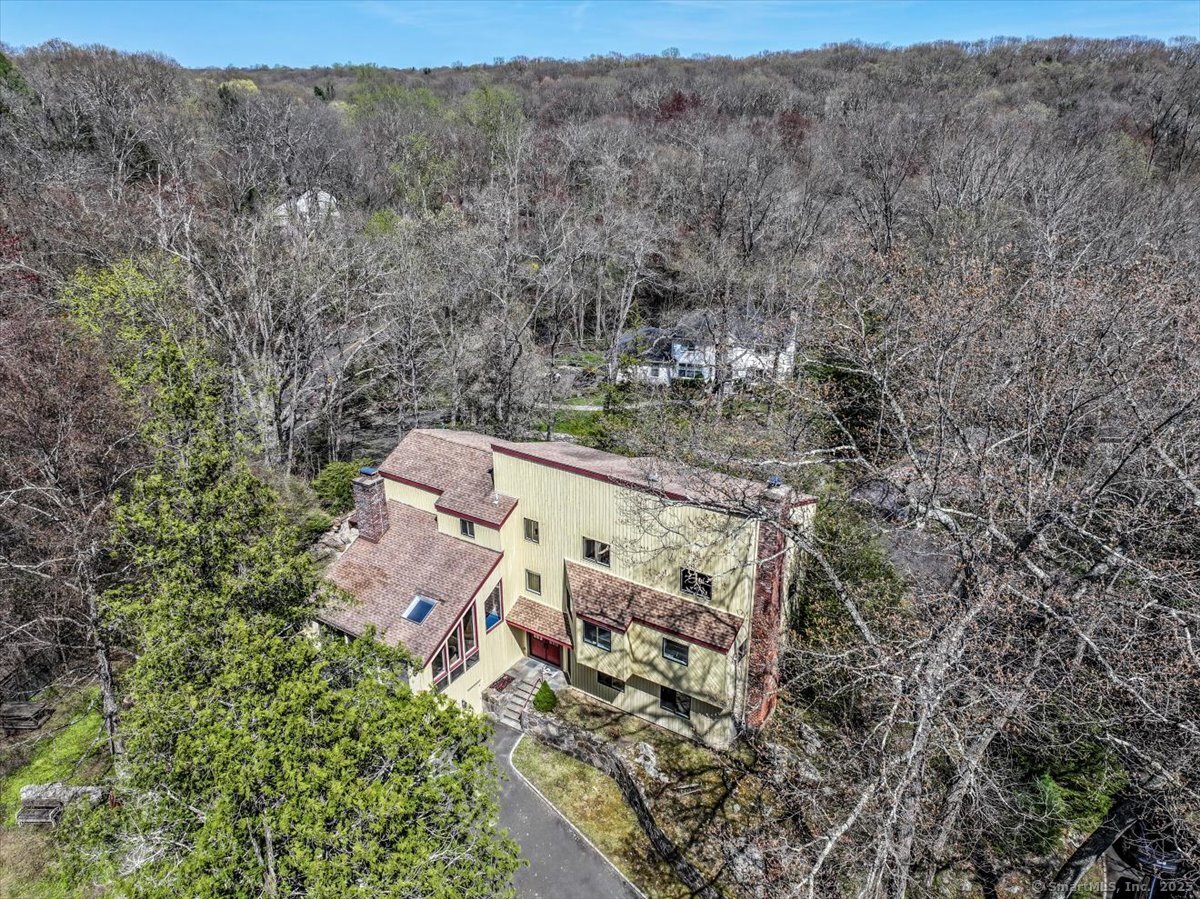 15 Pond View, Stamford, Connecticut 06903