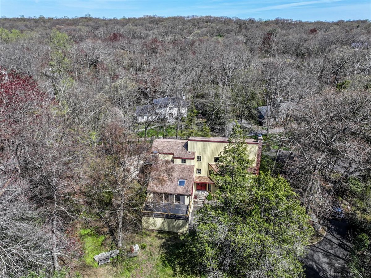15 Pond View, Stamford, Connecticut 06903