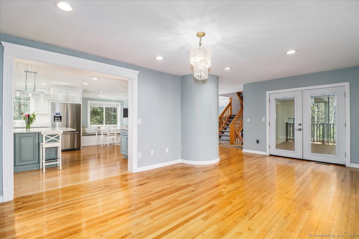 15 Pond View, Stamford, Connecticut 06903