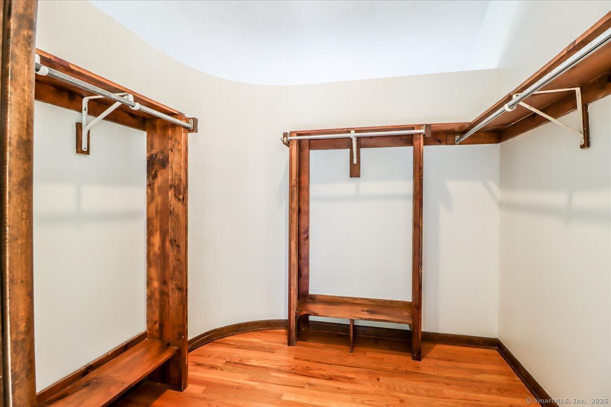 15 Pond View, Stamford, Connecticut 06903