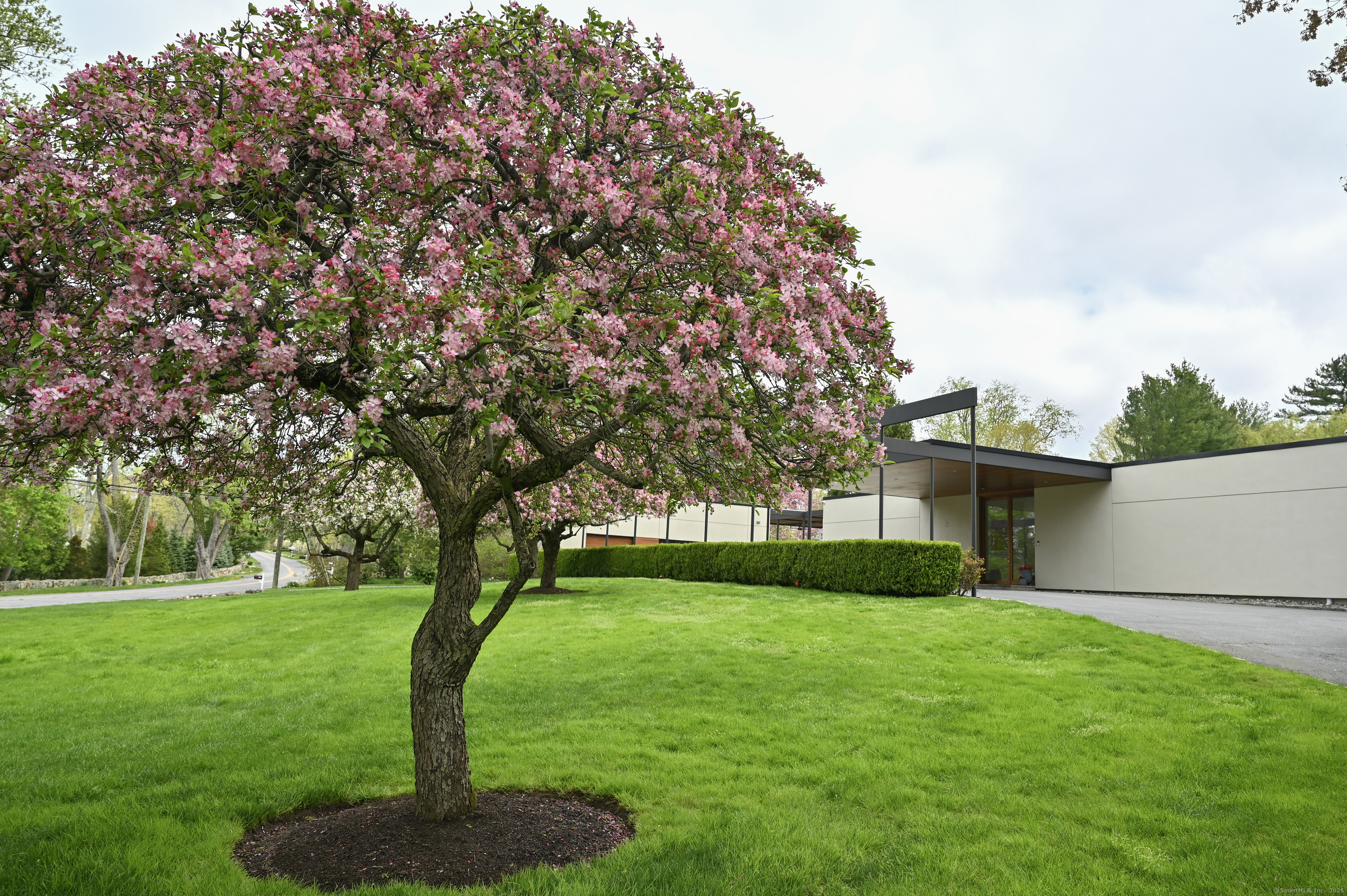 931 Ponus, New Canaan, Connecticut 06840