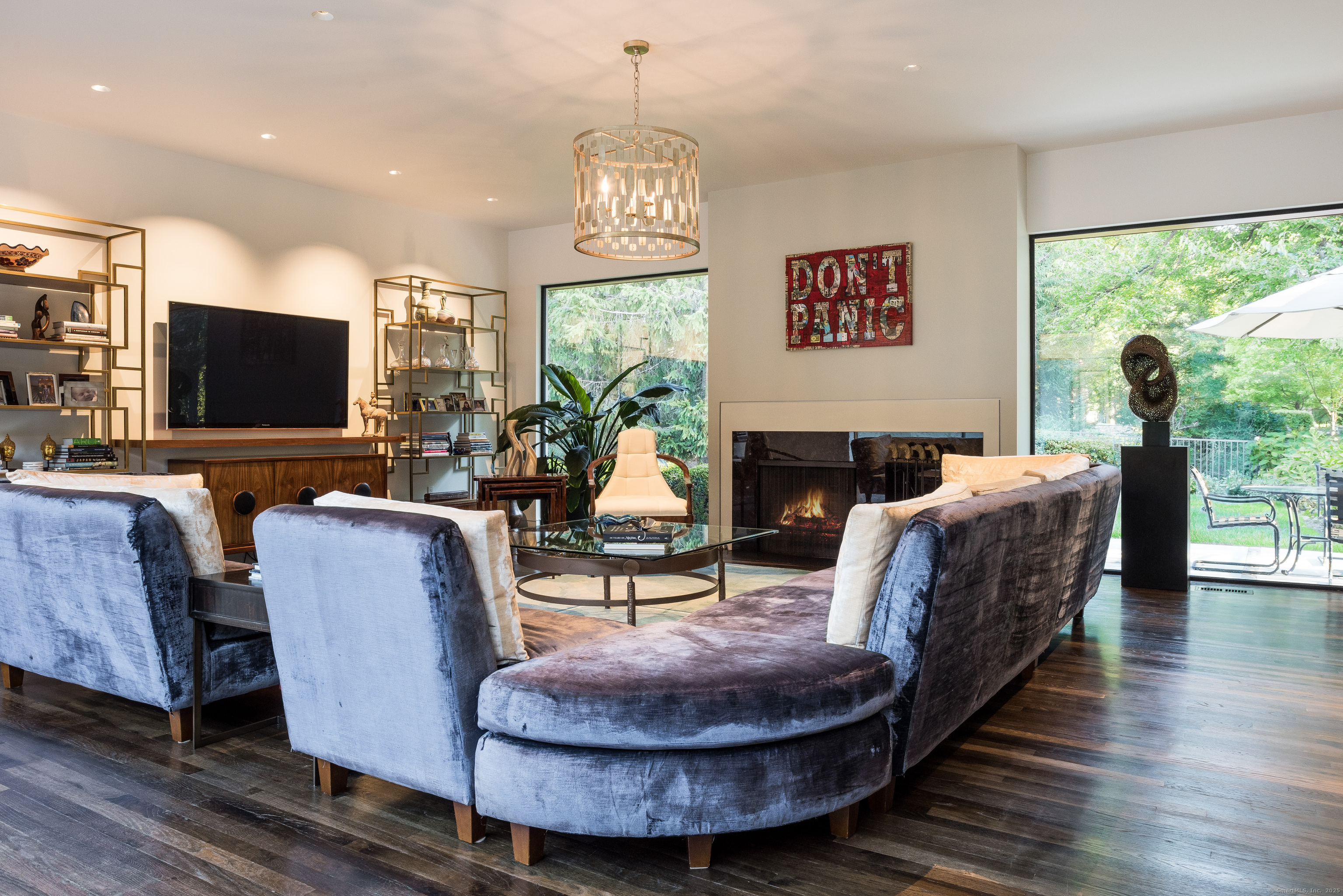 931 Ponus, New Canaan, Connecticut 06840