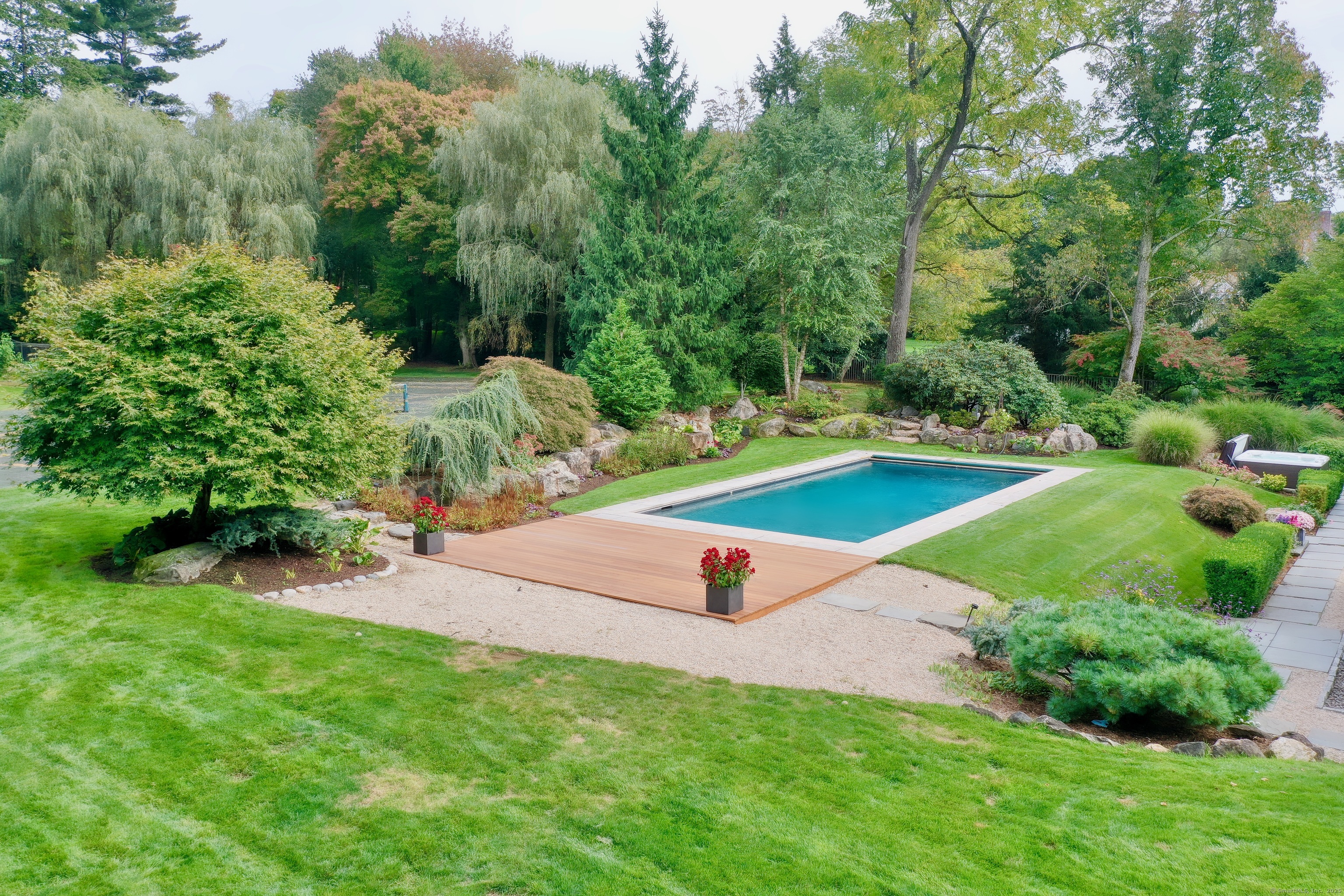 931 Ponus, New Canaan, Connecticut 06840