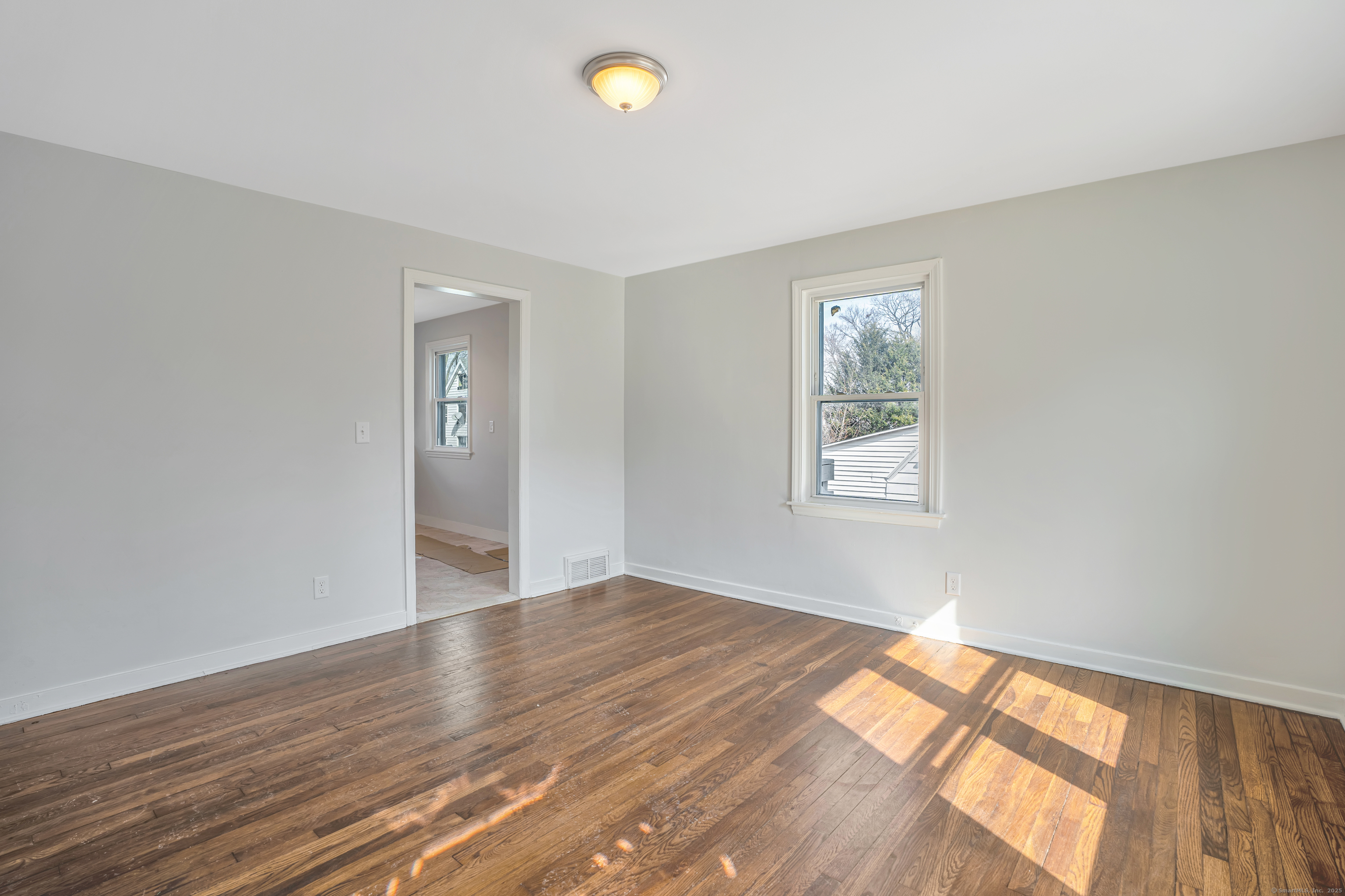 82 Sunnyside, Waterbury, Connecticut 06708