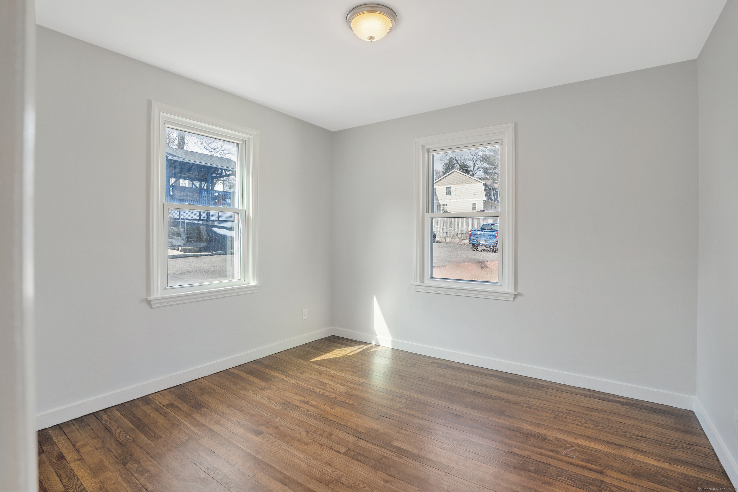 82 Sunnyside, Waterbury, Connecticut 06708