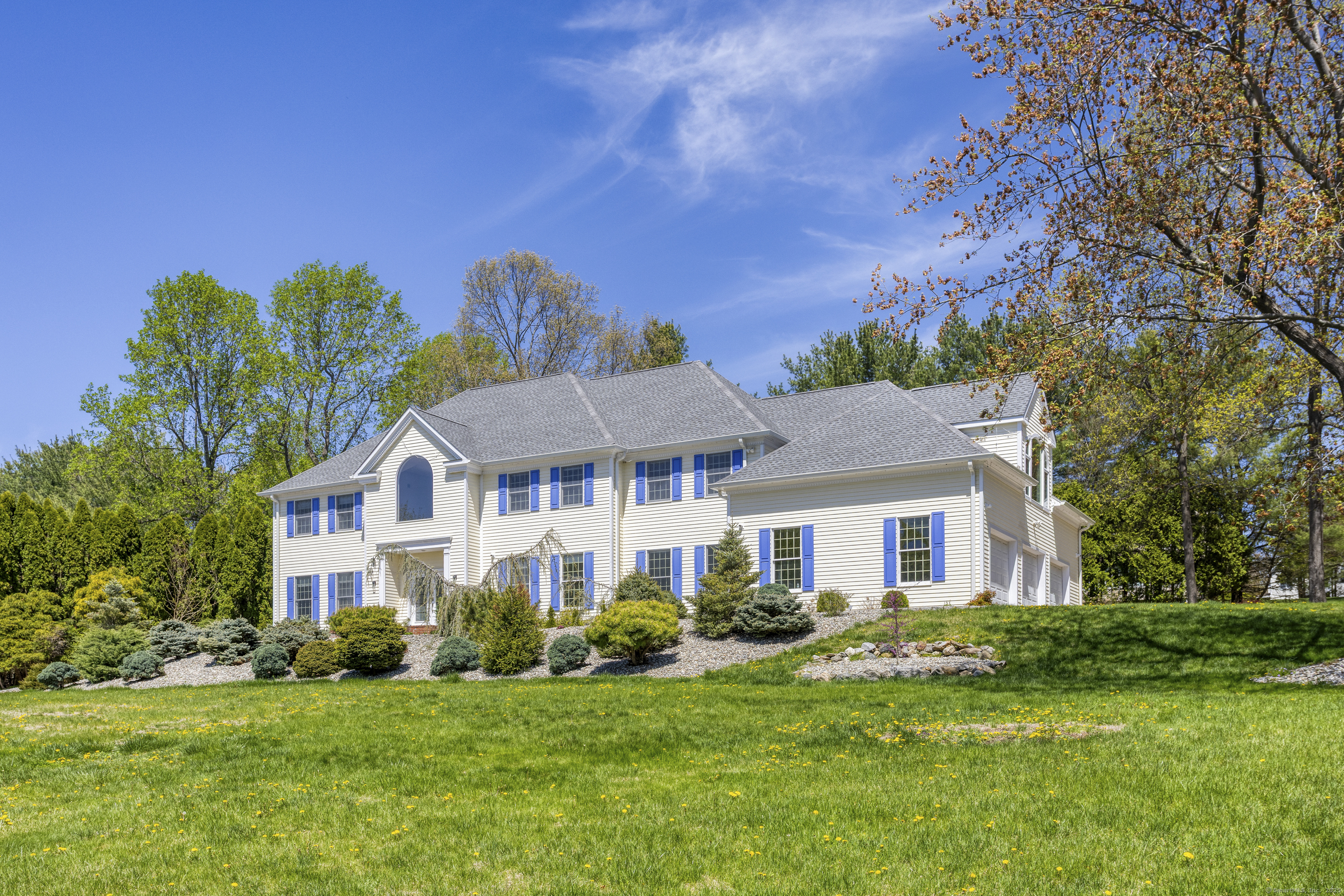 21 Centennial, Danbury, Connecticut 06811