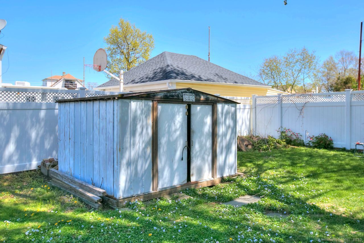 121 Victory, Stratford, Connecticut 06615