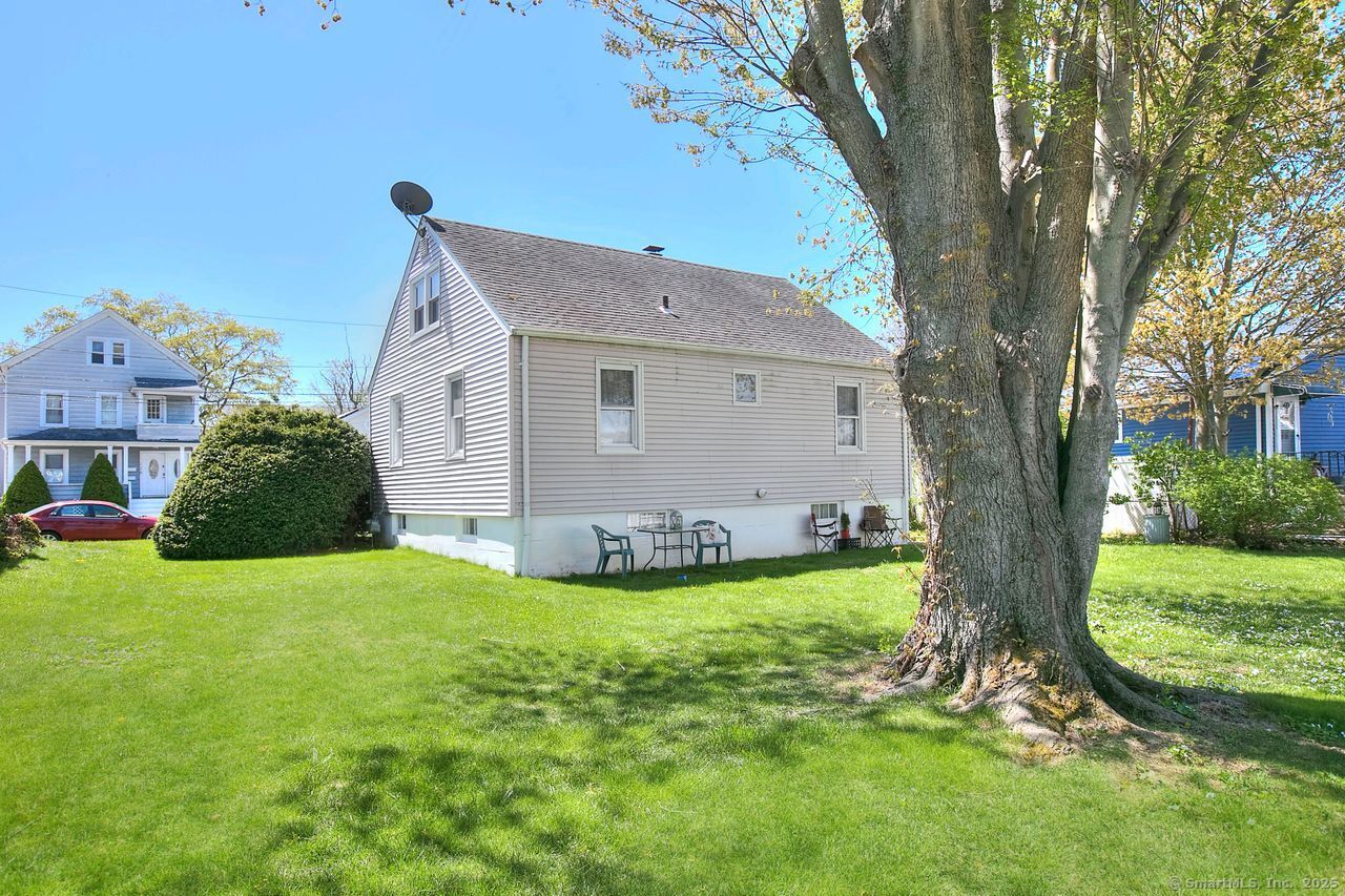 121 Victory, Stratford, Connecticut 06615