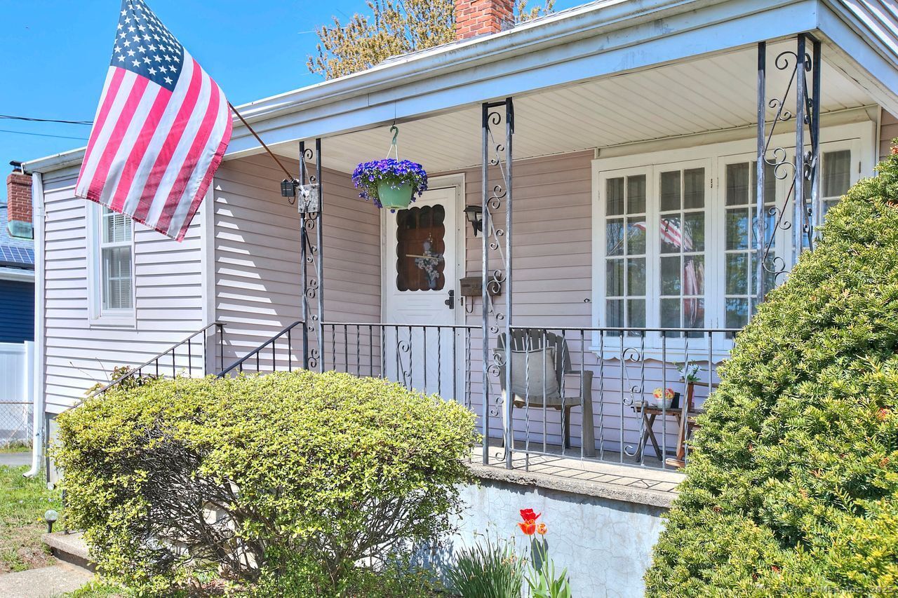 121 Victory, Stratford, Connecticut 06615
