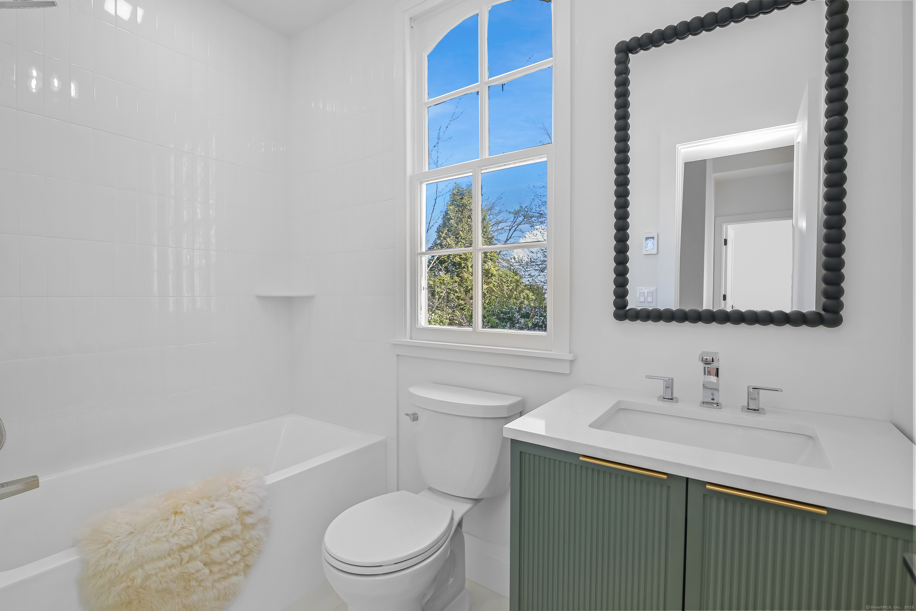 66 Seminary, New Canaan, Connecticut 06840