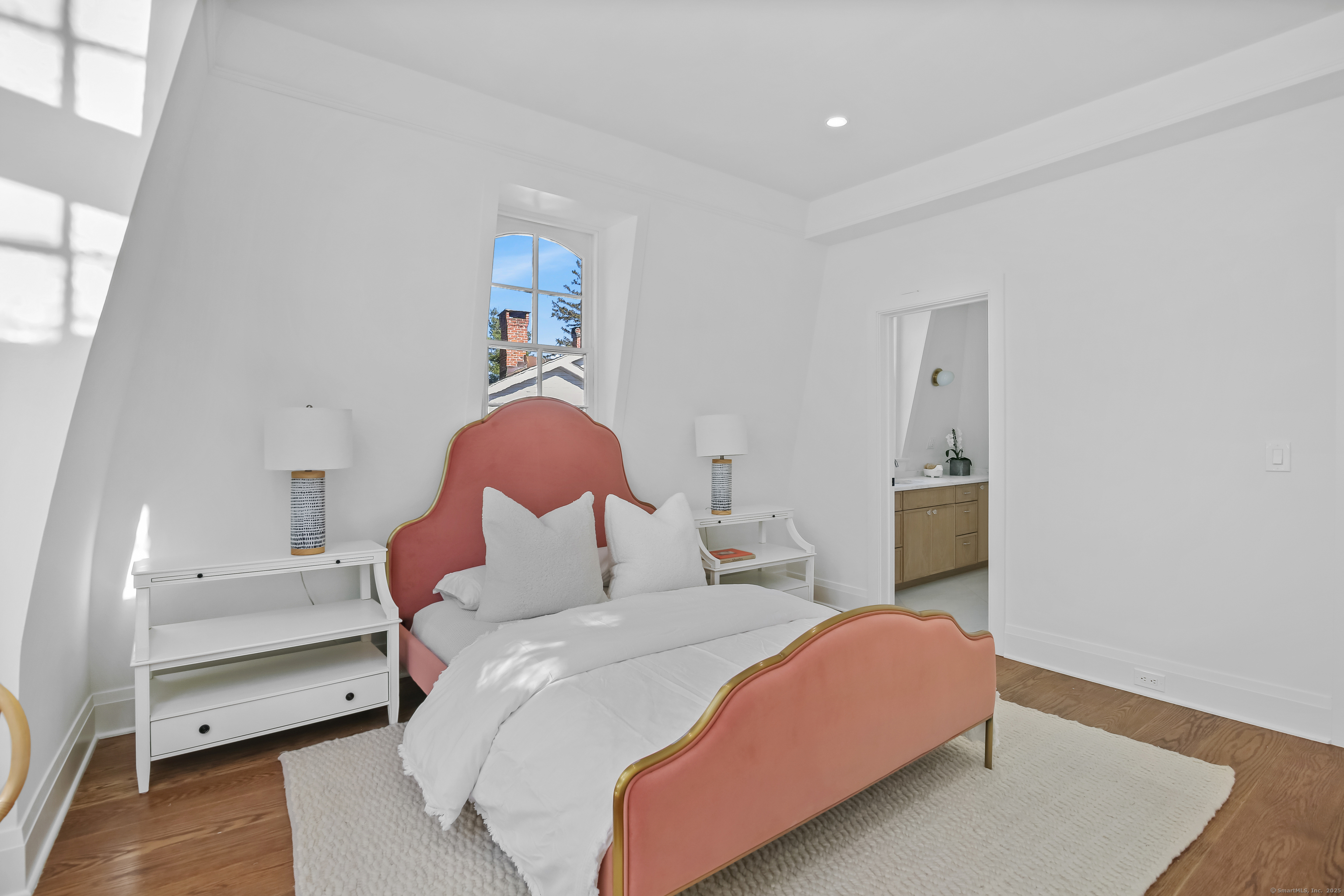 66 Seminary, New Canaan, Connecticut 06840