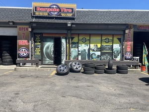 Homes for sale in Bridgeport, CT | 954 Park Ave, Bridgeport, CT 06604 | MLS# 24091304