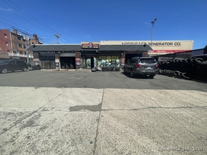 Homes for sale in Bridgeport, CT | 954 Park Ave, Bridgeport, CT 06604 | MLS# 24091304